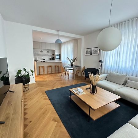 Bratislava Oldtown Apartment 130M2 ,60M2 Terrace And 2 Bathrooms 외부 사진
